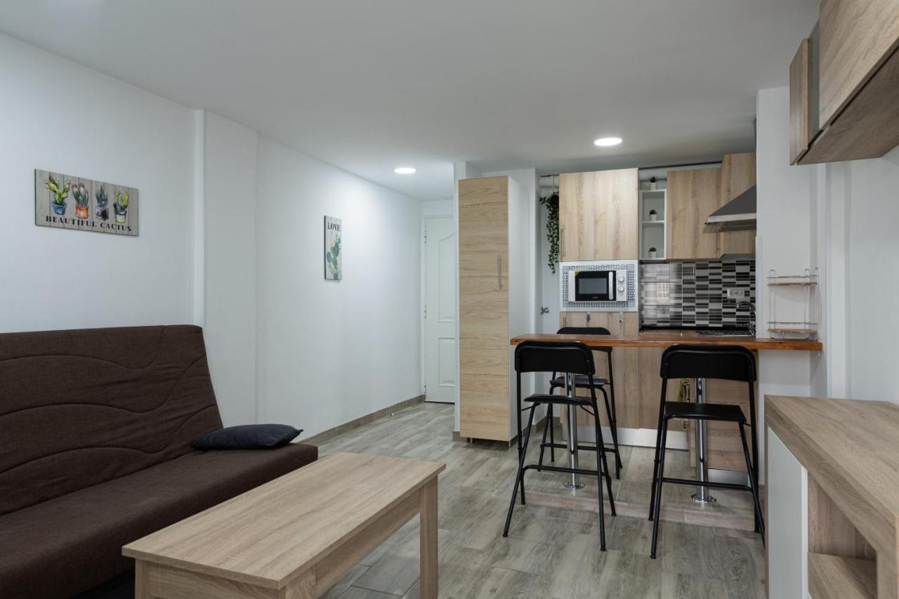 Flatguest Los Molinos San Bartolome Bagian luar foto