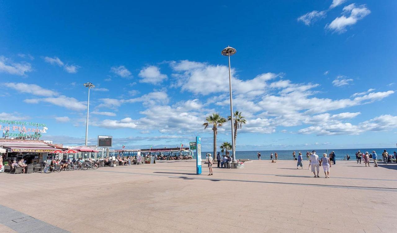 Flatguest Los Molinos San Bartolome Bagian luar foto